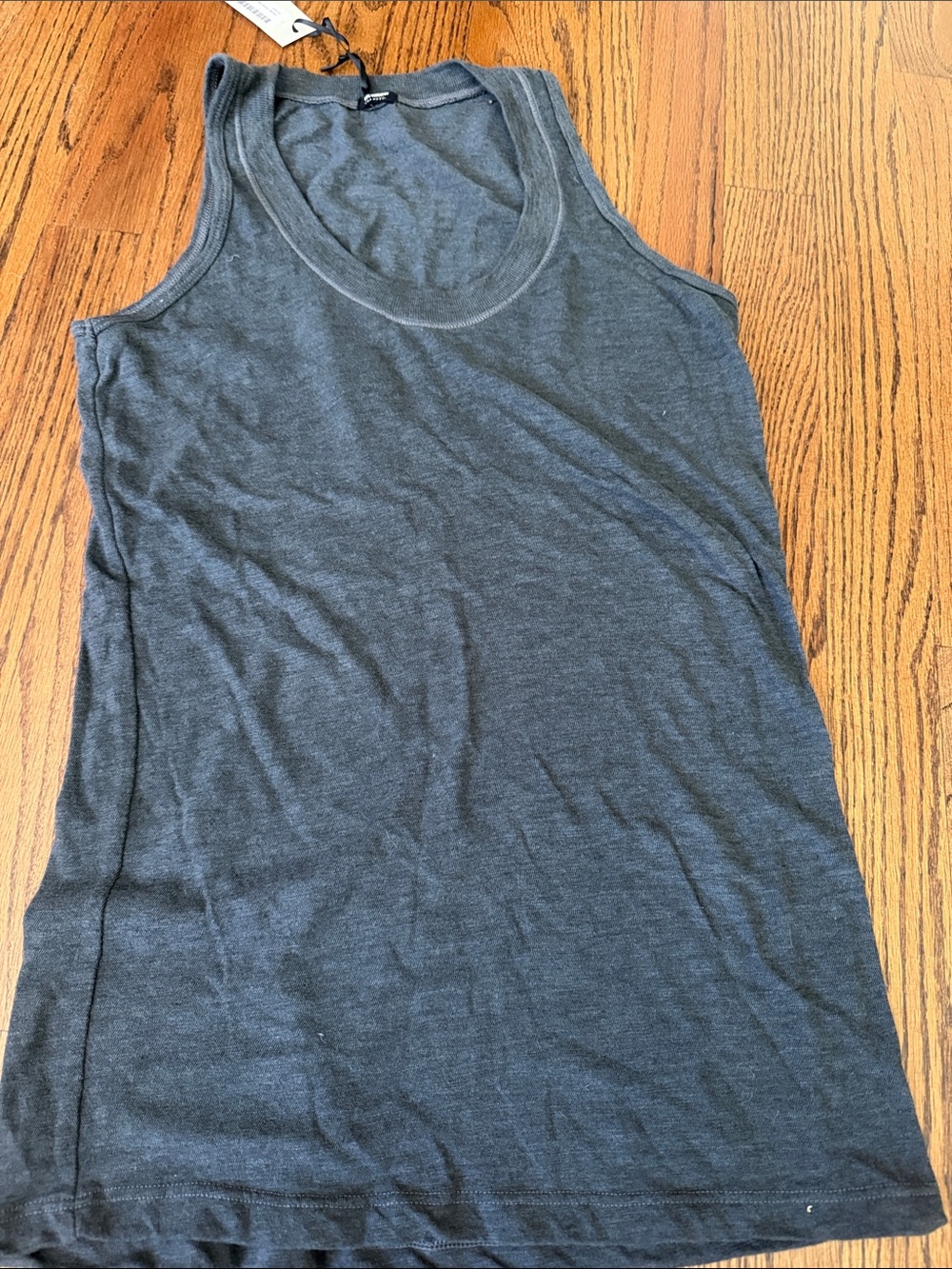 NWT Monrow Women’s Charcoal Tank Top - Lightweight Casual Layering.